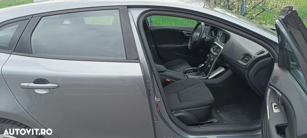Volvo V40 - 8