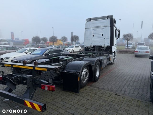 Mercedes-Benz 2545 - 7