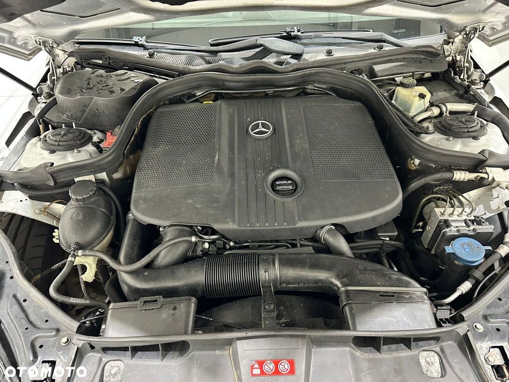 Mercedes-Benz Klasa E - 23