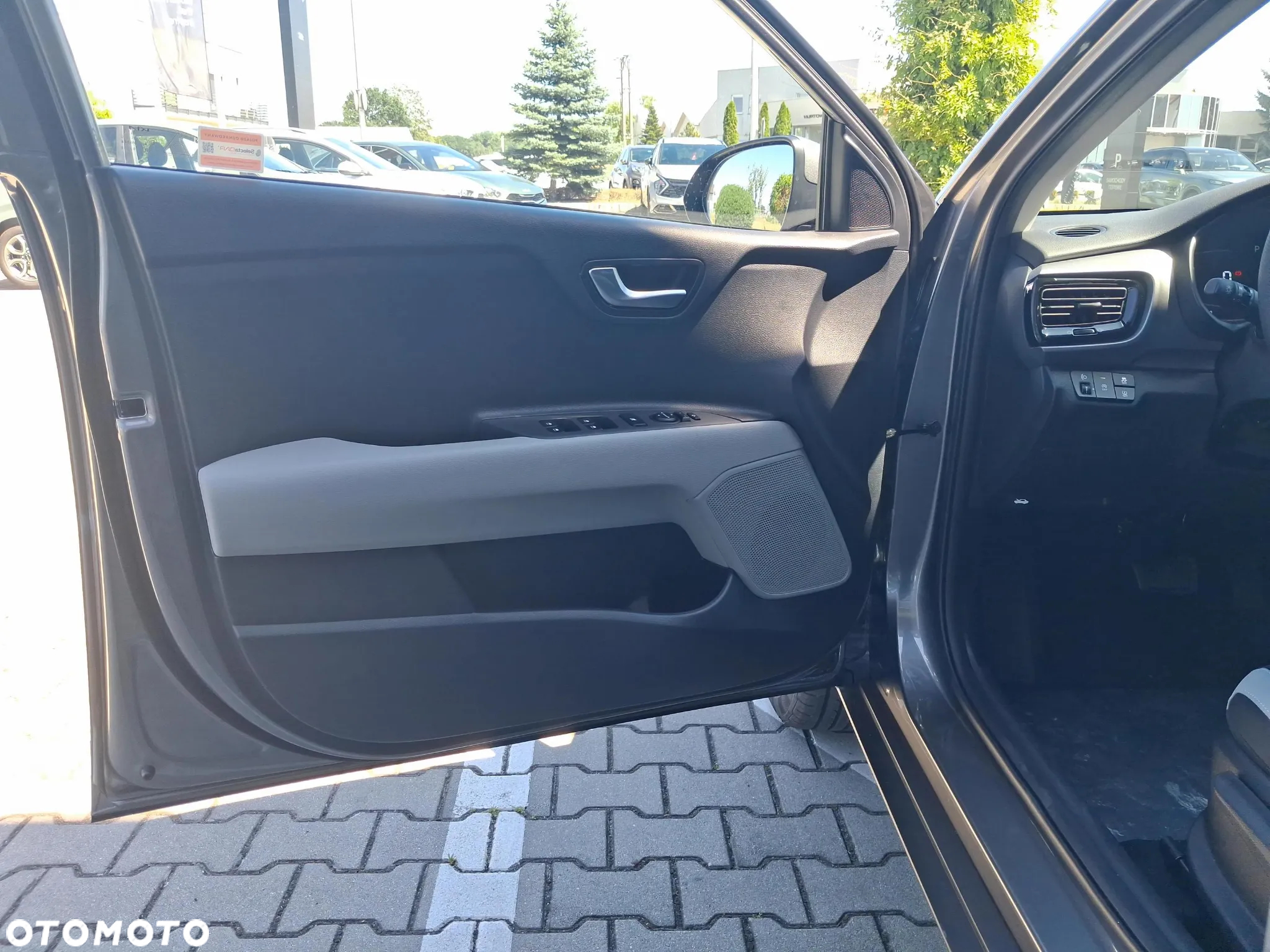 Kia Stonic 1.0 T-GDI L DCT - 11