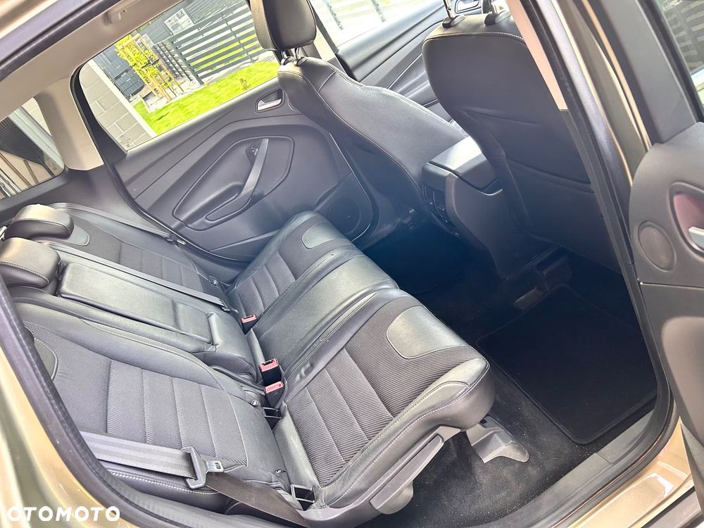 Ford Kuga 2.0 TDCi 4WD Titanium - 20