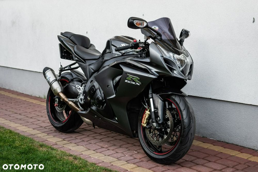 Suzuki GSX-R - 1