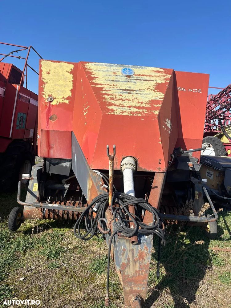 New Holland D 1210 - 18