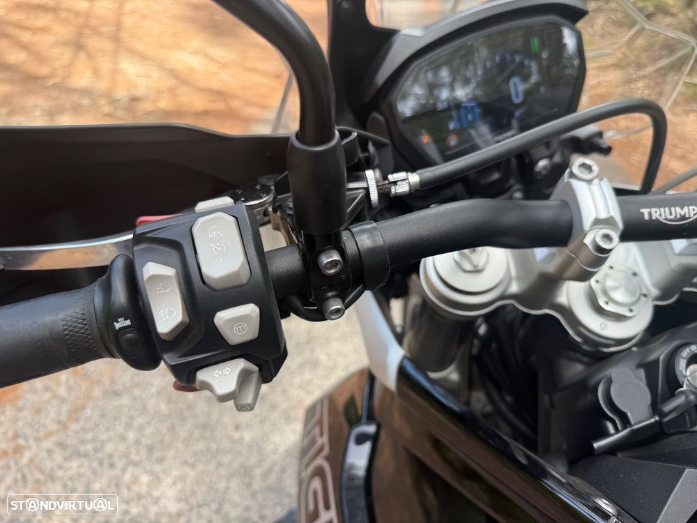Triumph Tiger XCx - 16