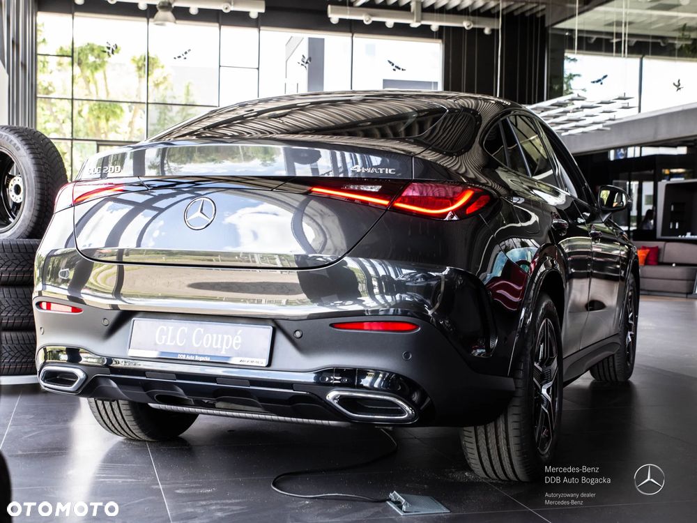 Mercedes-Benz GLC 200 mHEV 4-Matic AMG Line - 3