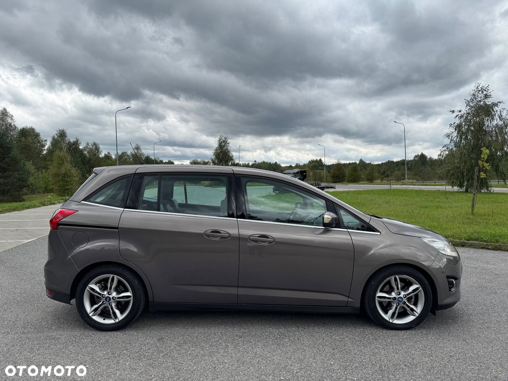 Ford Grand C-MAX 1.6 TDCi Titanium - 18