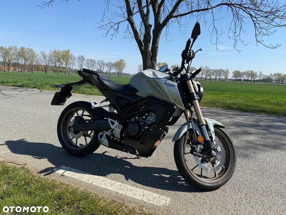 Honda CB - 3