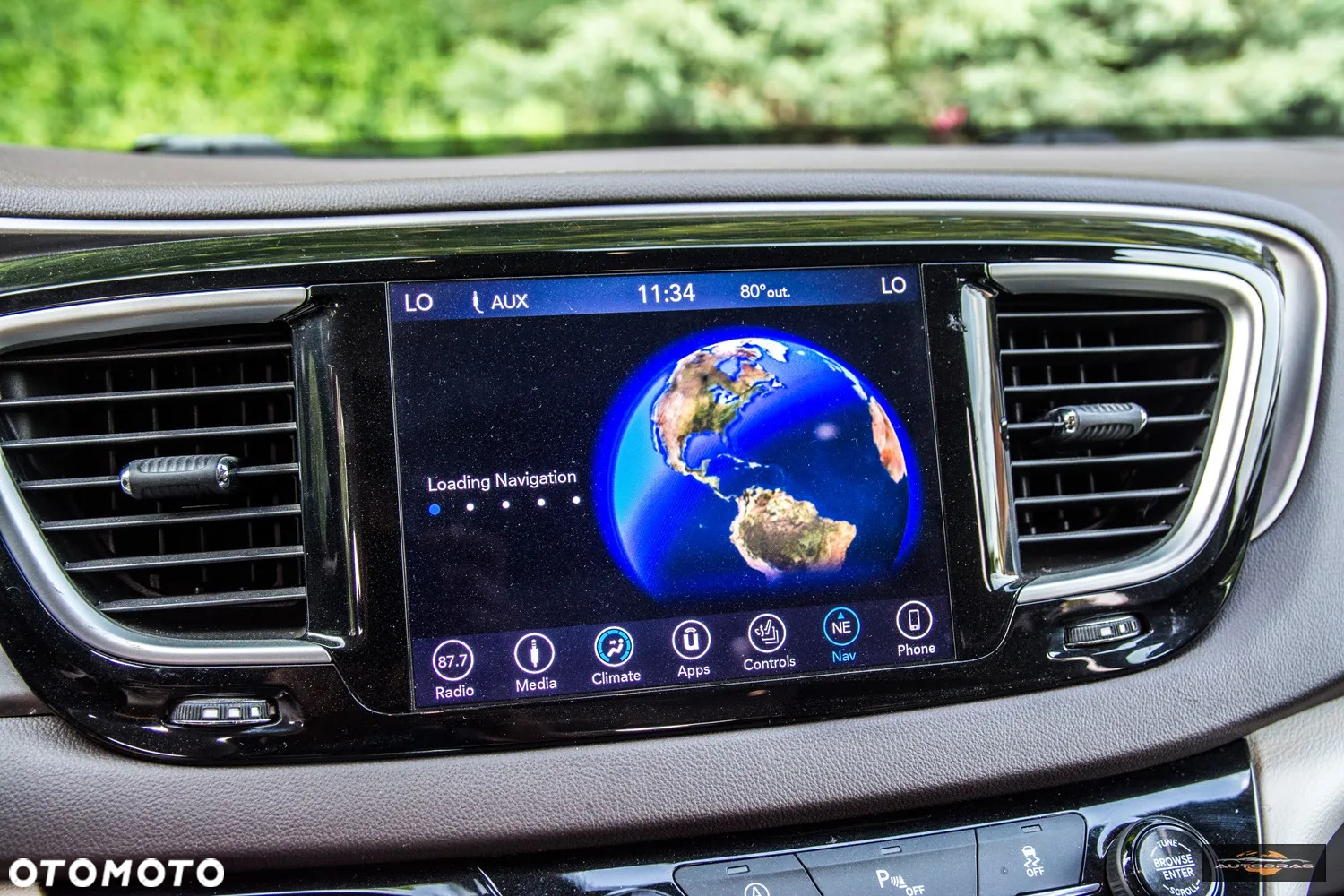 Chrysler Pacifica - 20