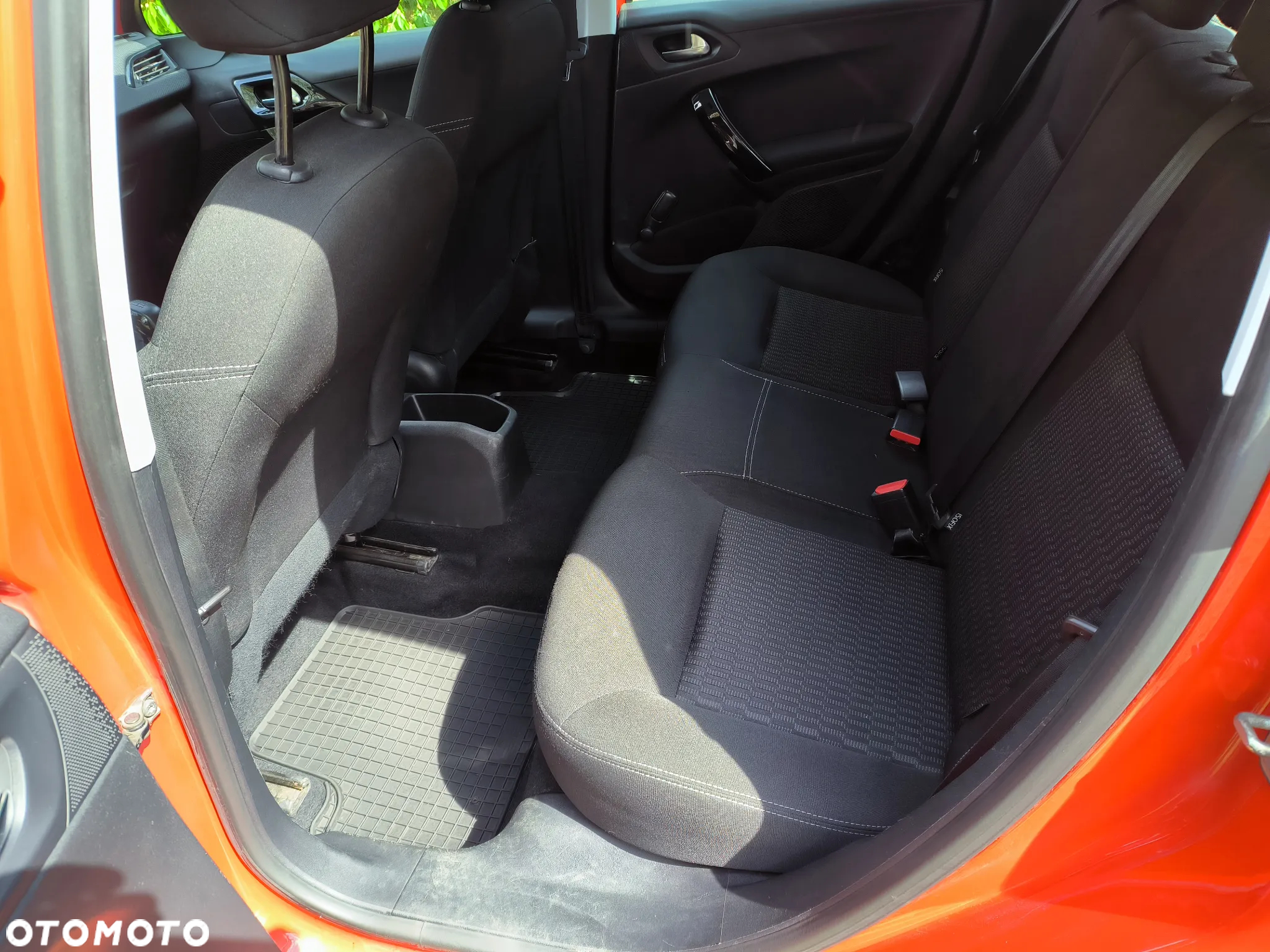 Peugeot 208 PureTech 82 Winter Edition - 12
