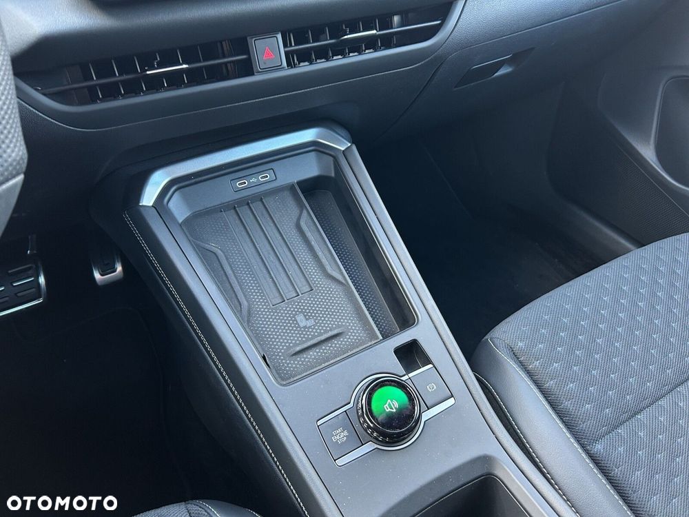 Volkswagen T-Roc - 28