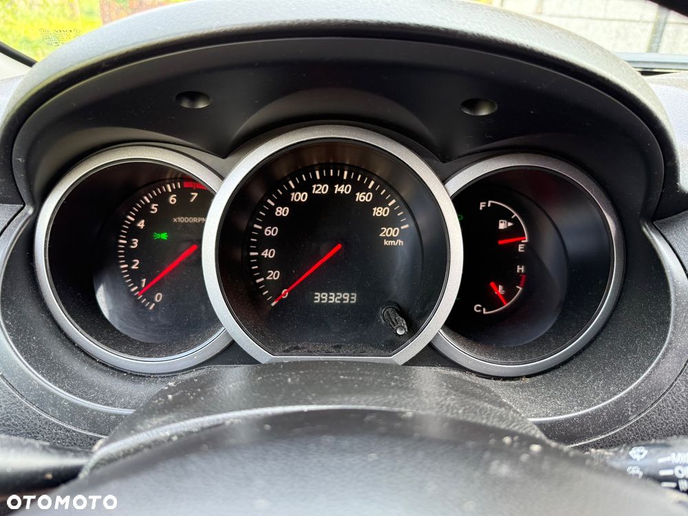 Suzuki Grand Vitara 2.0 De Luxe - 29
