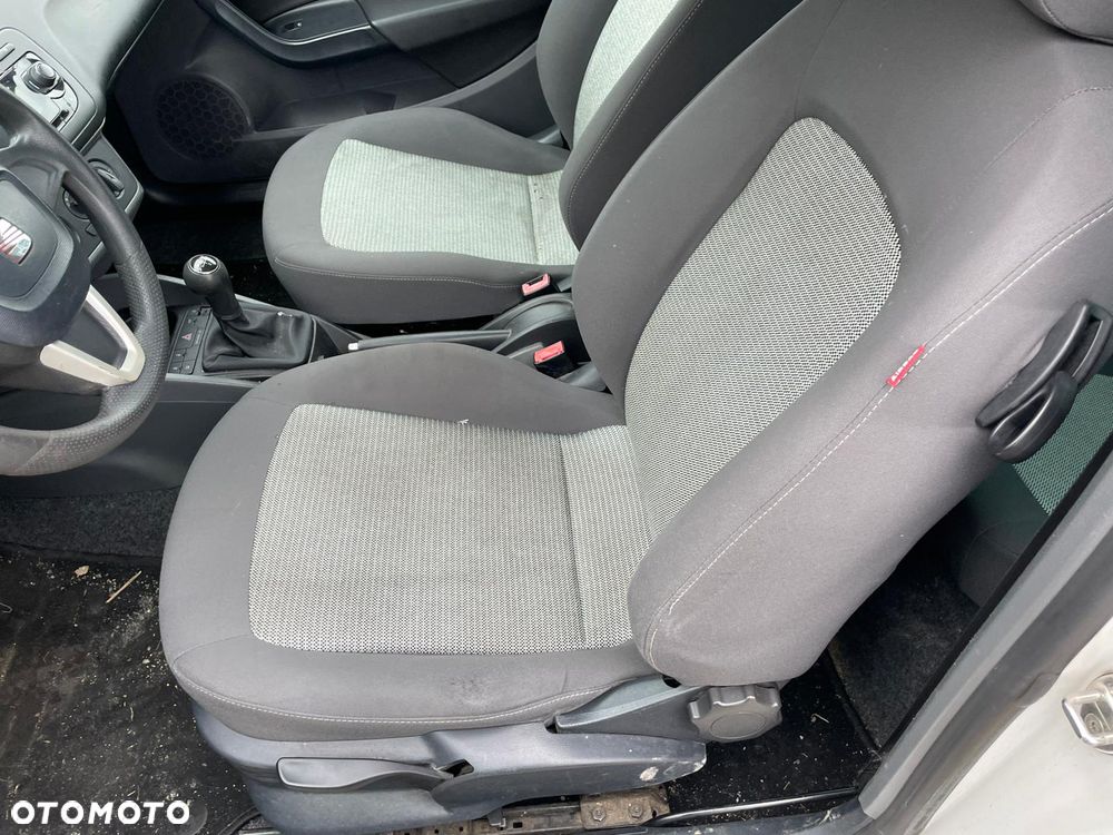 FOTELE PRZÓD KANAPA TYŁ SEAT IBIZA IV 3D - 1