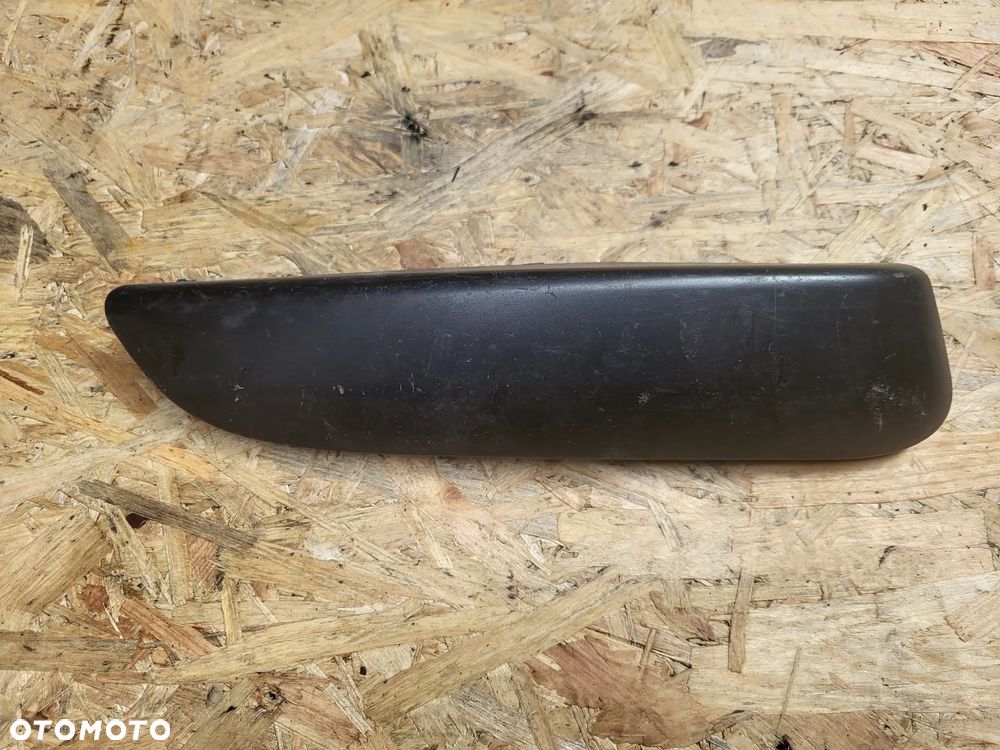 Listwa zderzaka prawy przód Peugeot 308 T7 - 1