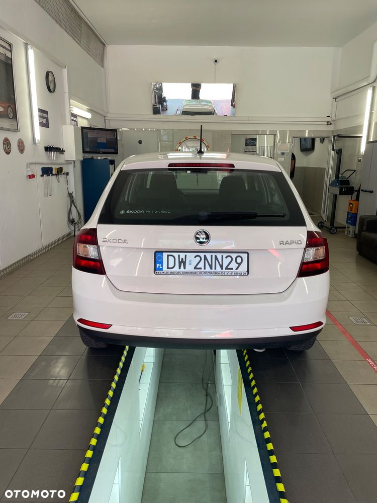 Skoda RAPID 1.0 TSI Active - 9