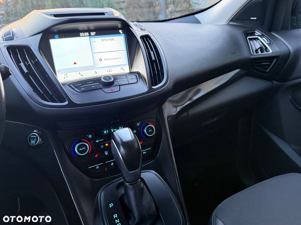 Ford Kuga - 34