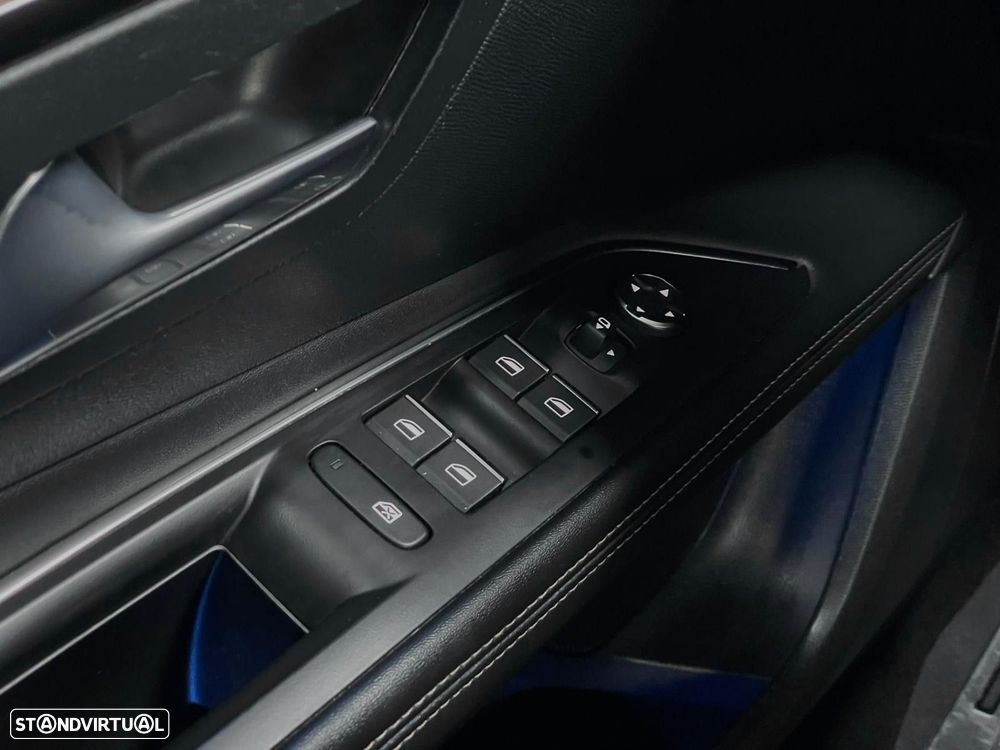 Peugeot 3008 1.6 Hybrid GT e-EAT8 - 8
