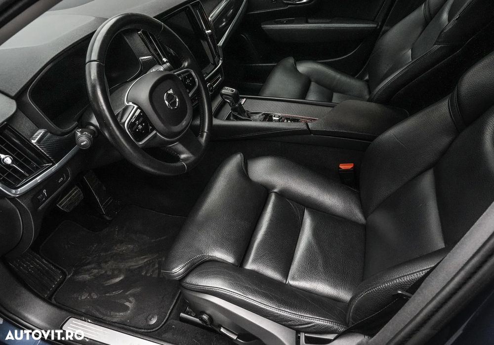 Volvo S90 D3 Momentum - 11