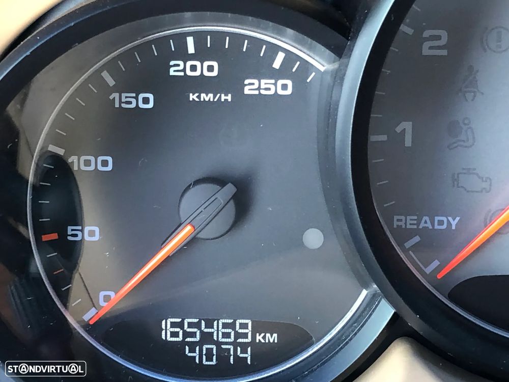 Porsche Cayenne S Hybrid - 1