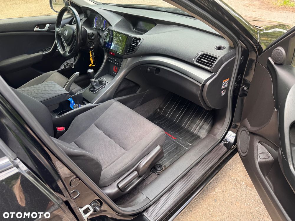 Honda Accord 2.0 Elegance 50 Jahre Edition - 33