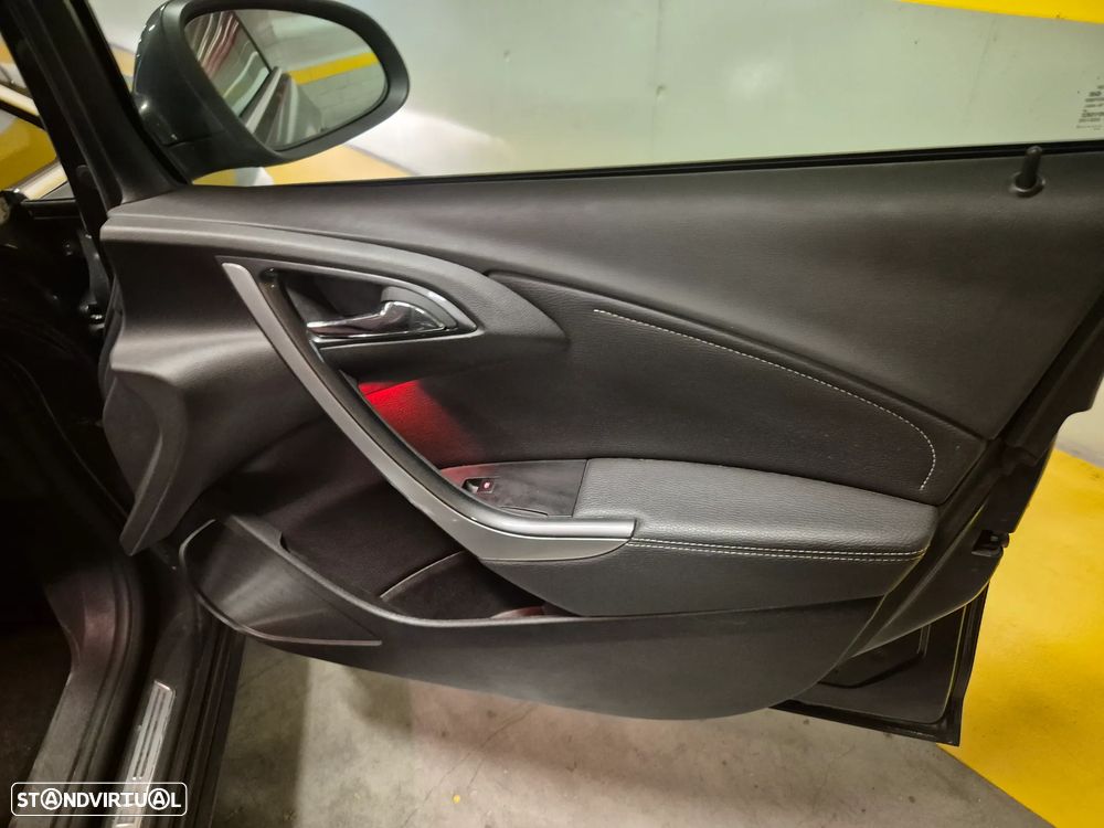 Opel Astra 1.7 CDTI Cosmo Start/Stop - 39