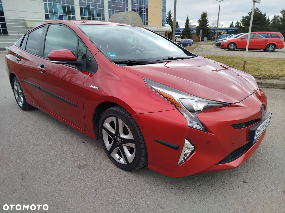 Toyota Prius Hybrid - 1