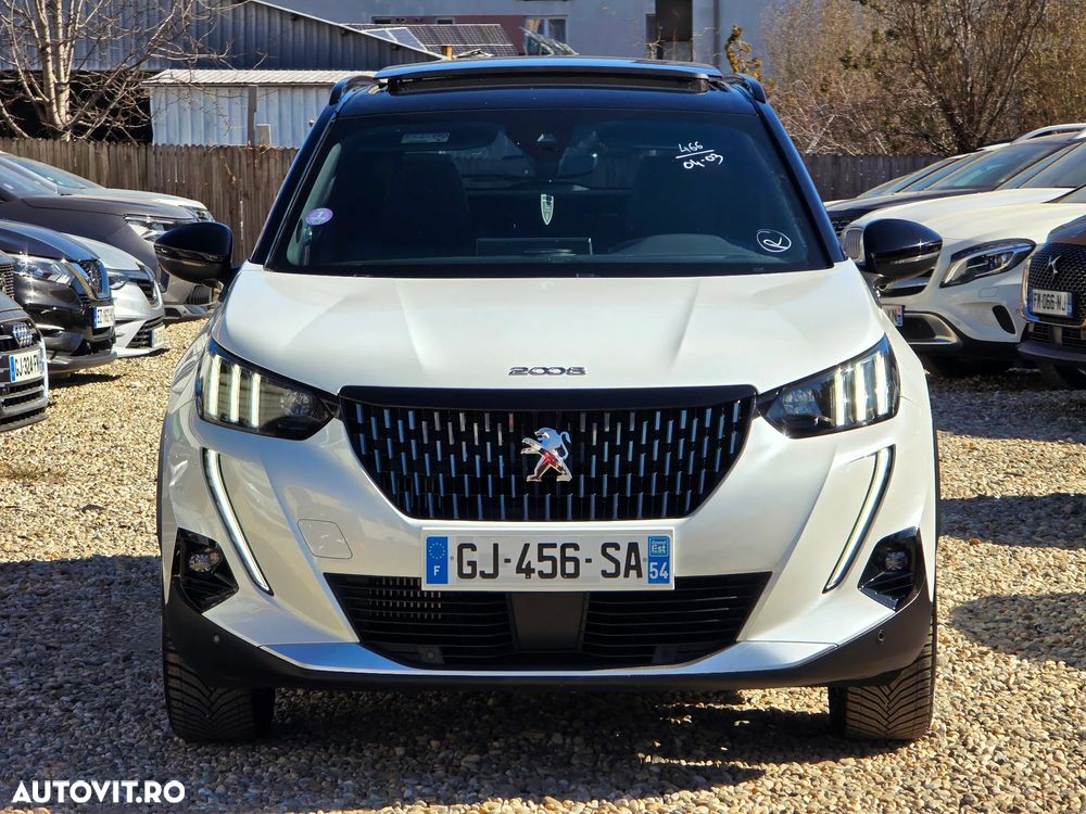 Peugeot 2008 PureTech 155 EAT8 GT - 2