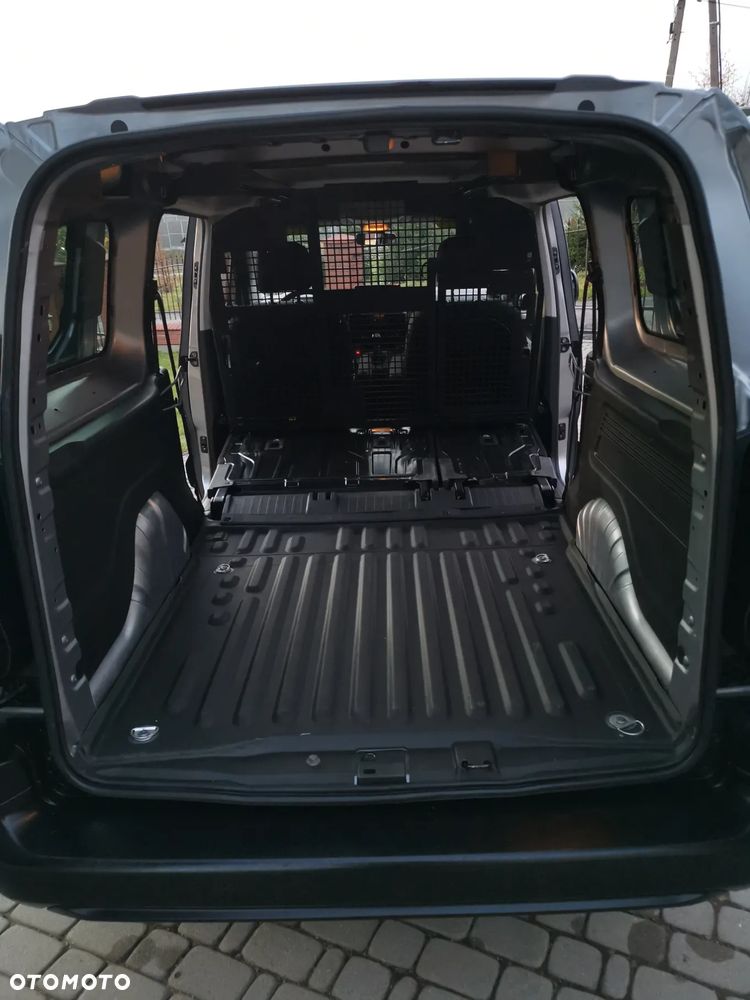 Opel Combo XL 1.5 CDTI Essentia S&S - 27