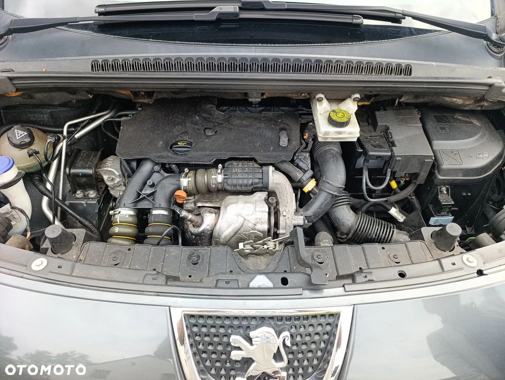 Peugeot 3008 HDi FAP 115 Family - 4