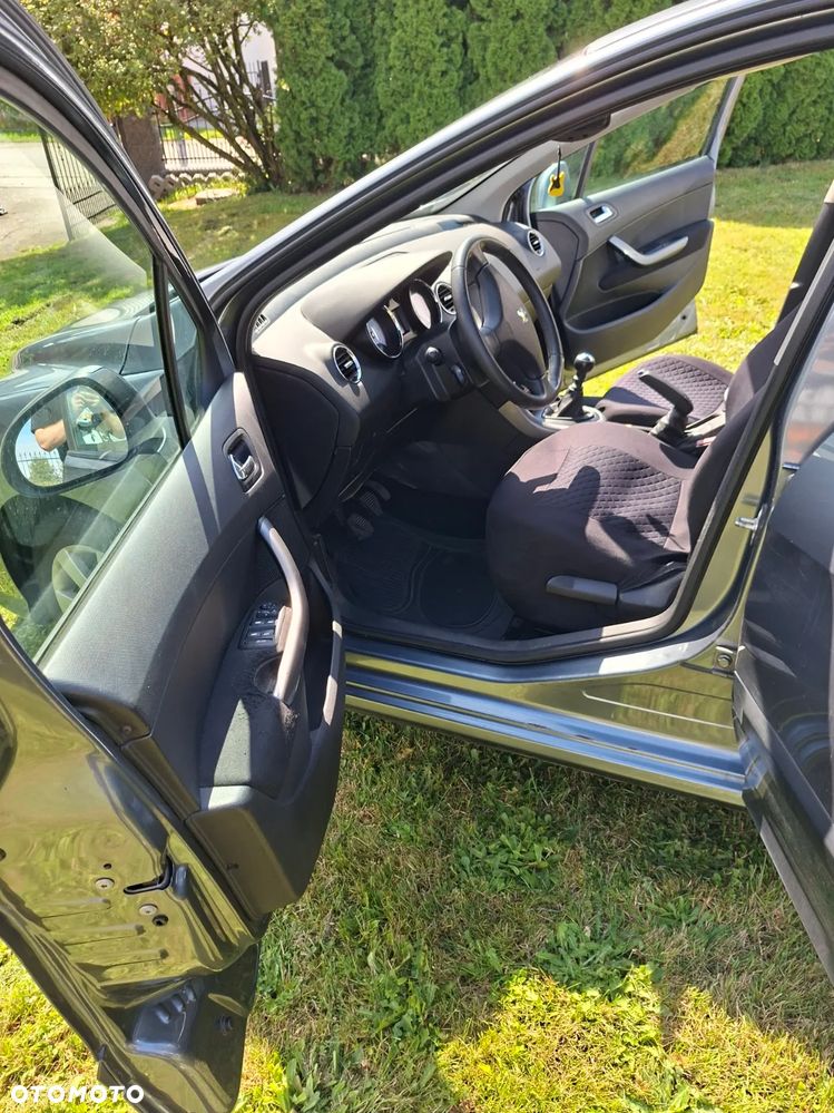 Peugeot 308 1.6 HDi Premium - 9