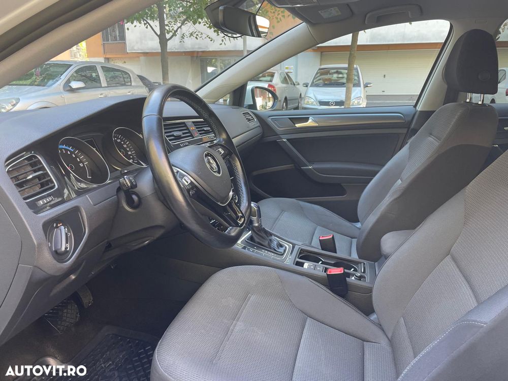 Volkswagen e-Golf - 3