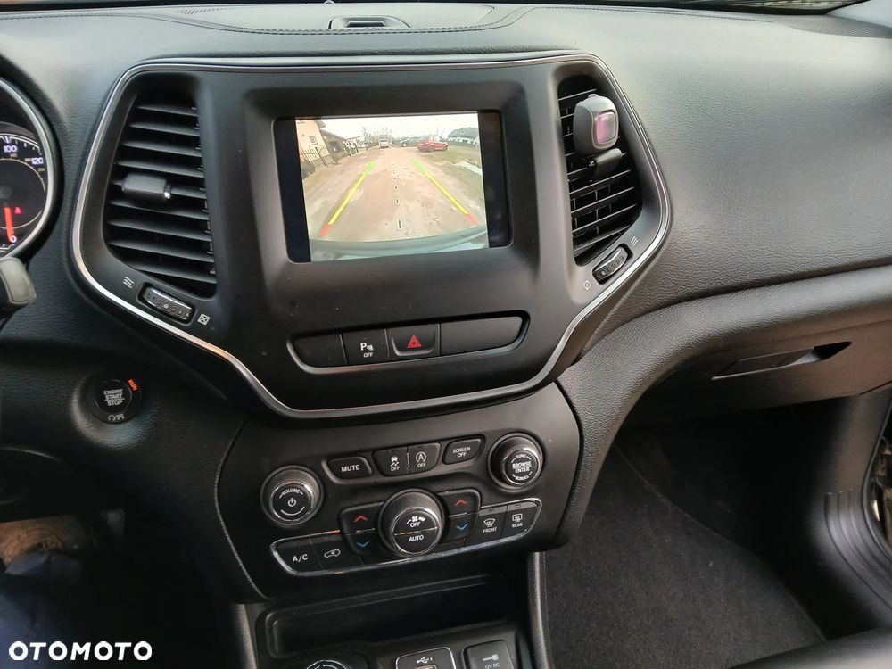 Jeep Cherokee 3.2 V6 Pentastar Active Drive I Automatik Limited - 17