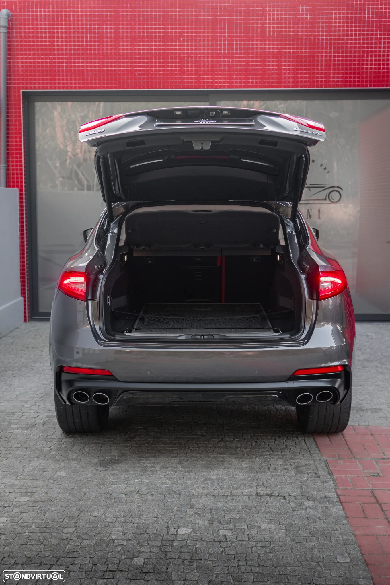 Maserati Levante S Q4 GranSport - 13