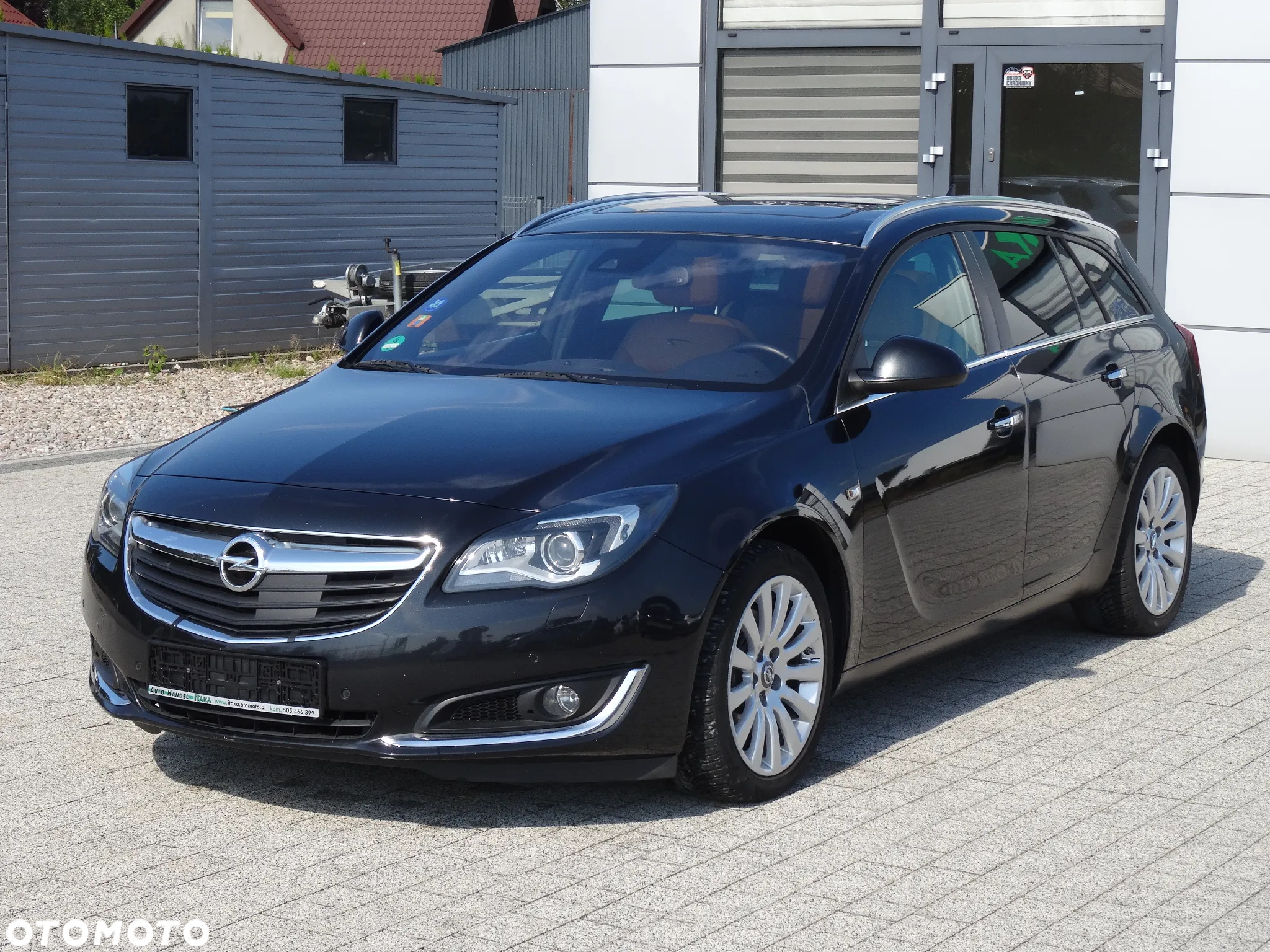 Opel Insignia 2.0 BiTurbo CDTI 4x4 Business Innovation - 4