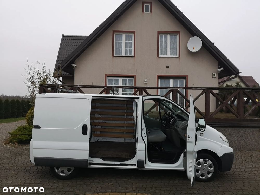 Renault Trafic 2.0dCi - 15