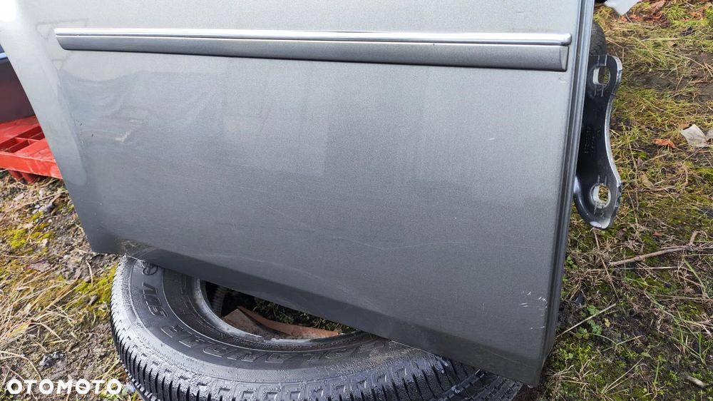DRZWI PRAWY TYŁ TYLNE KOMPLETNE PDM ORYGINALNY LAKIER KLAMKA CHROM LISTWA CHRYSLER 300C PRZED LIFT SEDAN KOMBI - 5