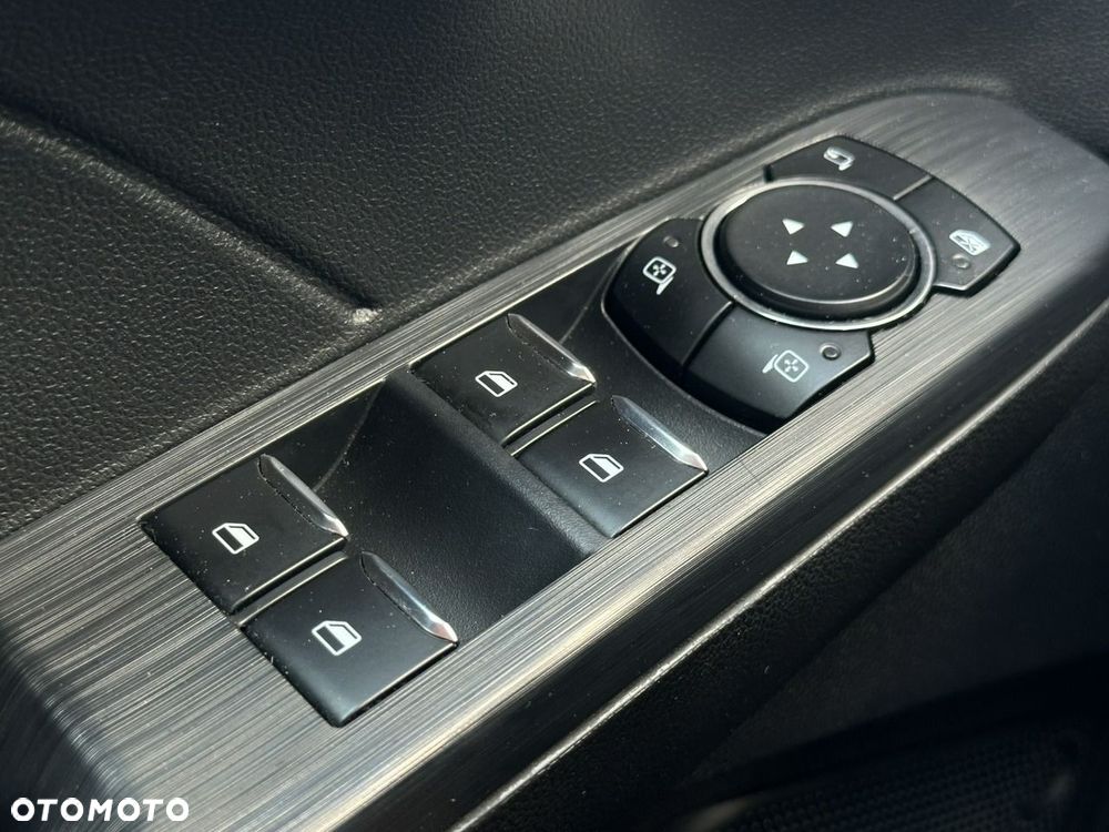 Ford Kuga 1.5 EcoBlue FWD Titanium - 36