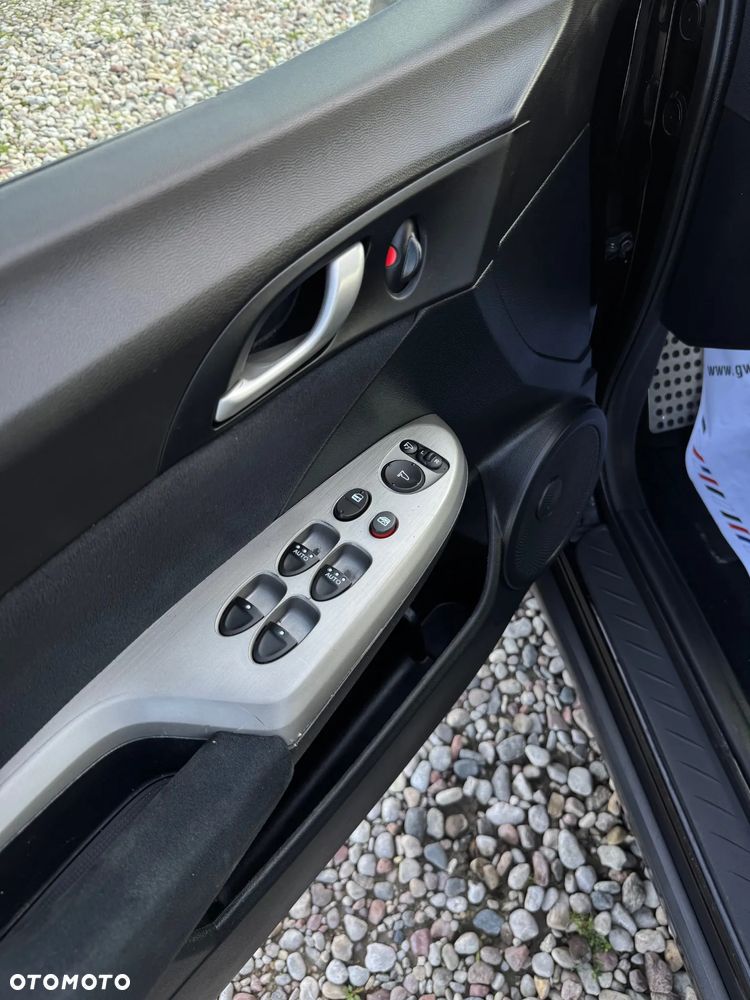 Honda Civic 1.4i-DSi - 7