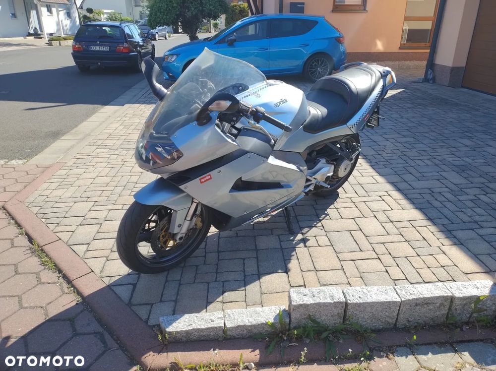 Aprilia RST - 2