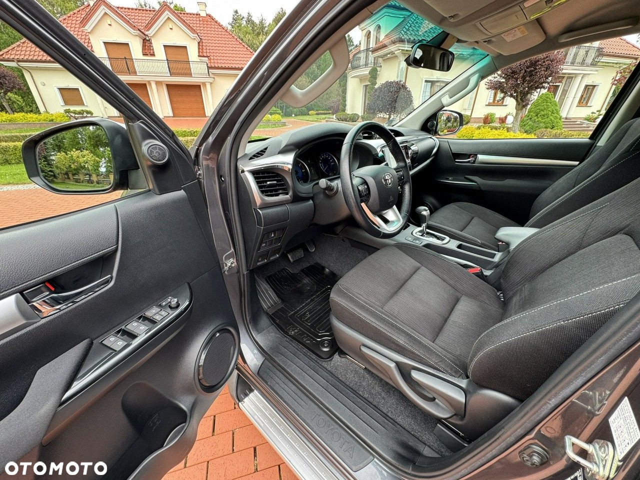 Toyota Hilux 2.4 D-4D Double Cab SR5 4x4 - 21