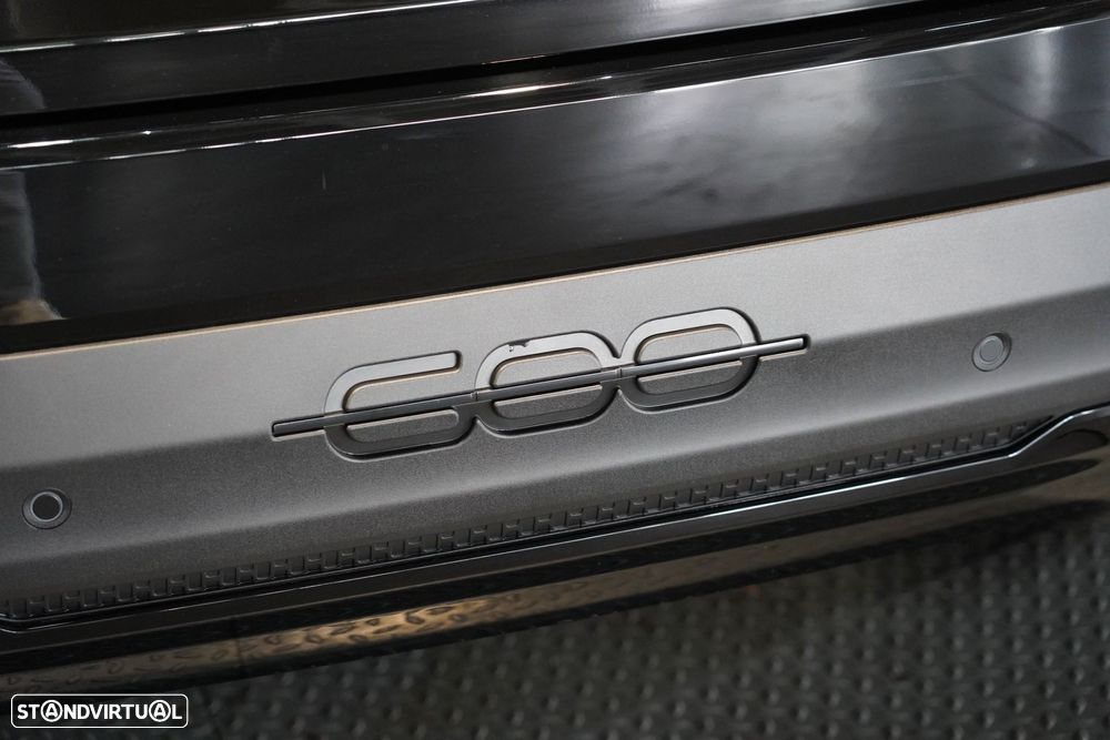 Fiat 600e 54 kWh (RED) - 33