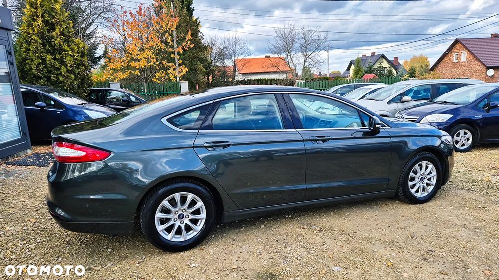 Ford Mondeo 2.0 Hybrid Titanium - 13