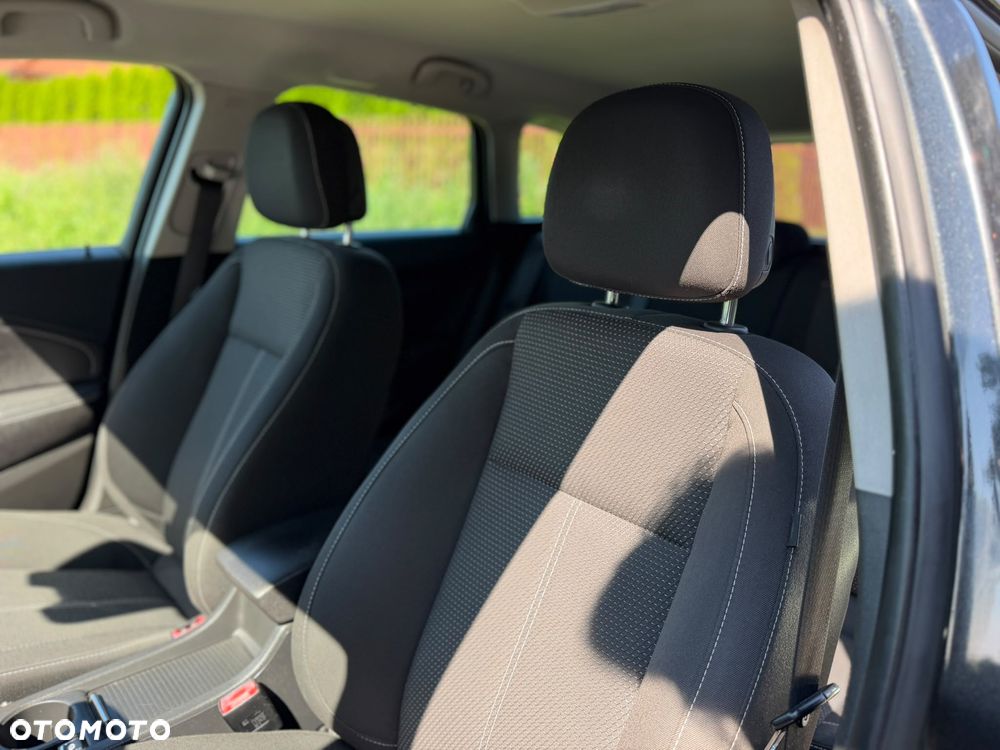 Opel Astra 2.0 CDTI Cosmo S&S - 17