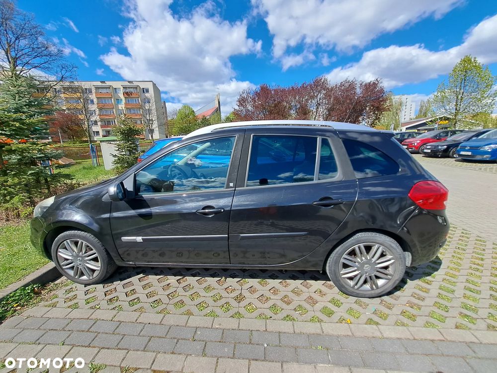 Renault Clio - 1