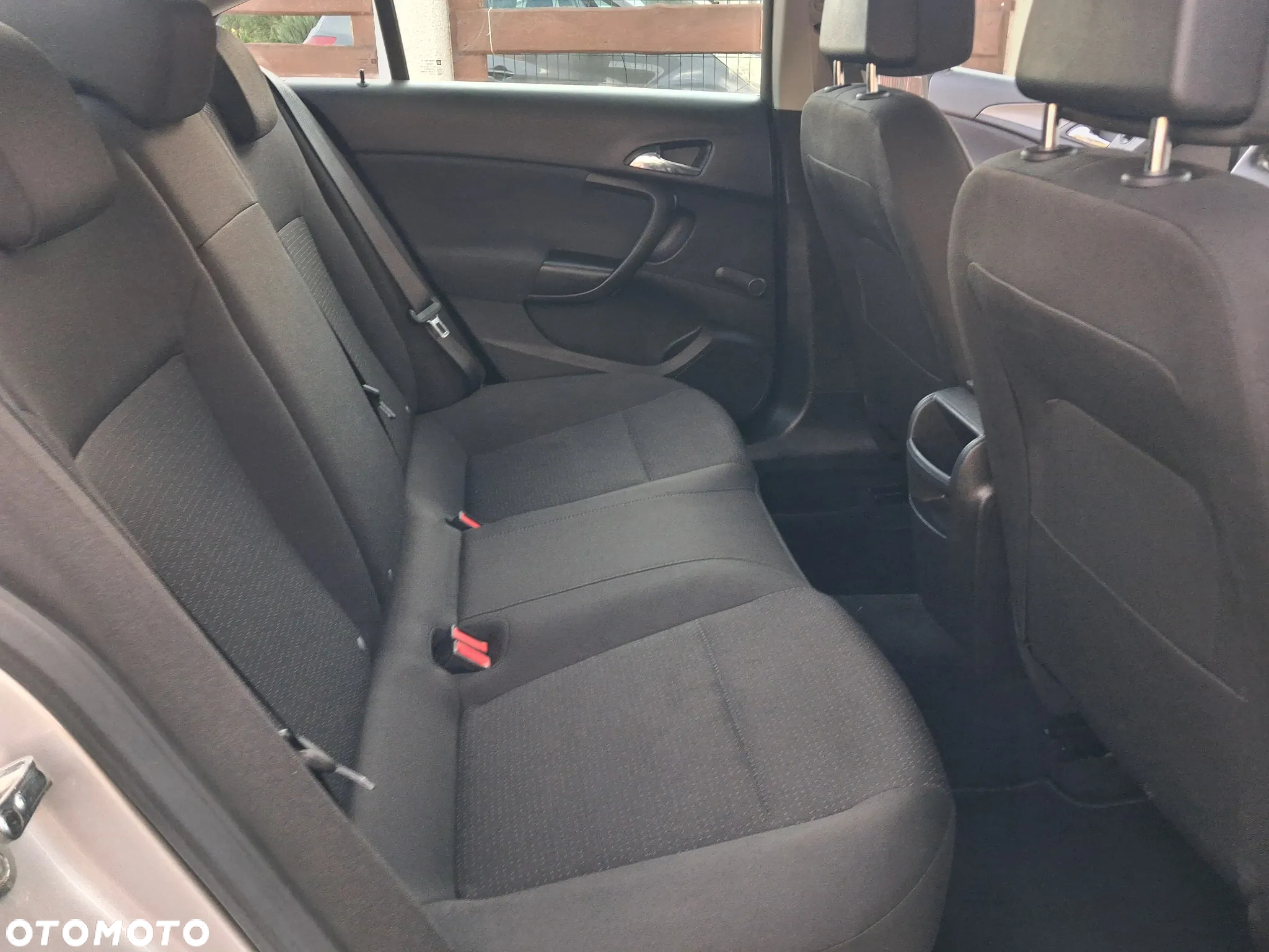 Opel Insignia 1.8 Design Edition - 13