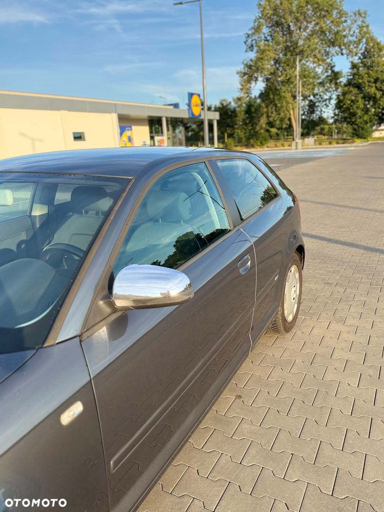 Audi A3 3-drzwiowe 1.6 Ambition - 2