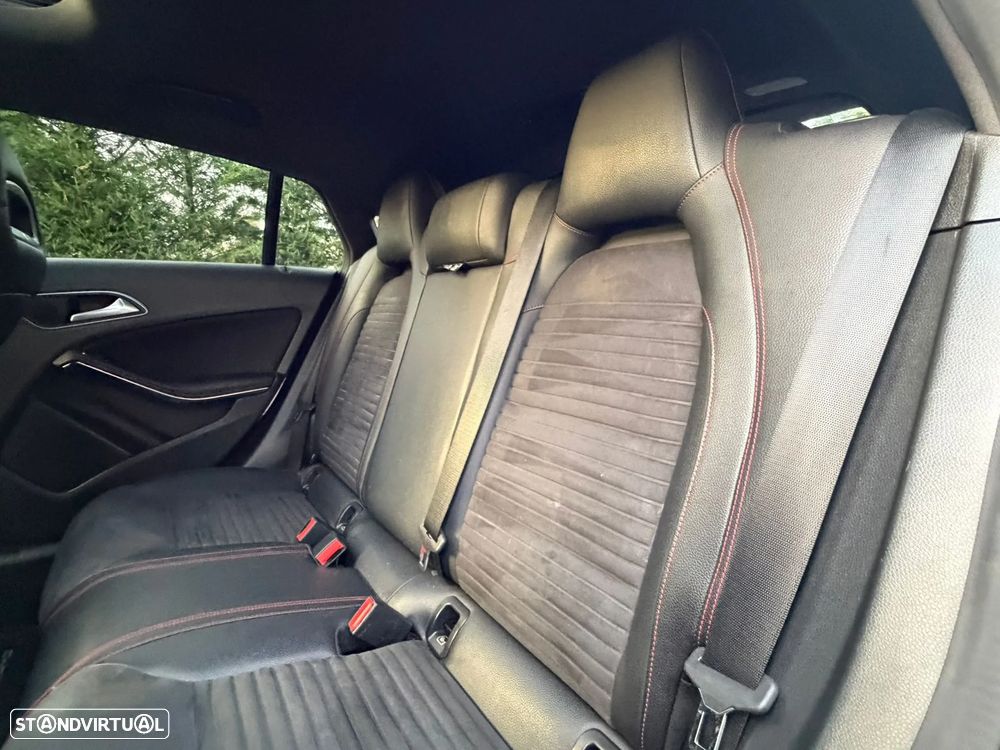 Mercedes-Benz CLA 220 (CDI) d 7G-DCT AMG Line - 25