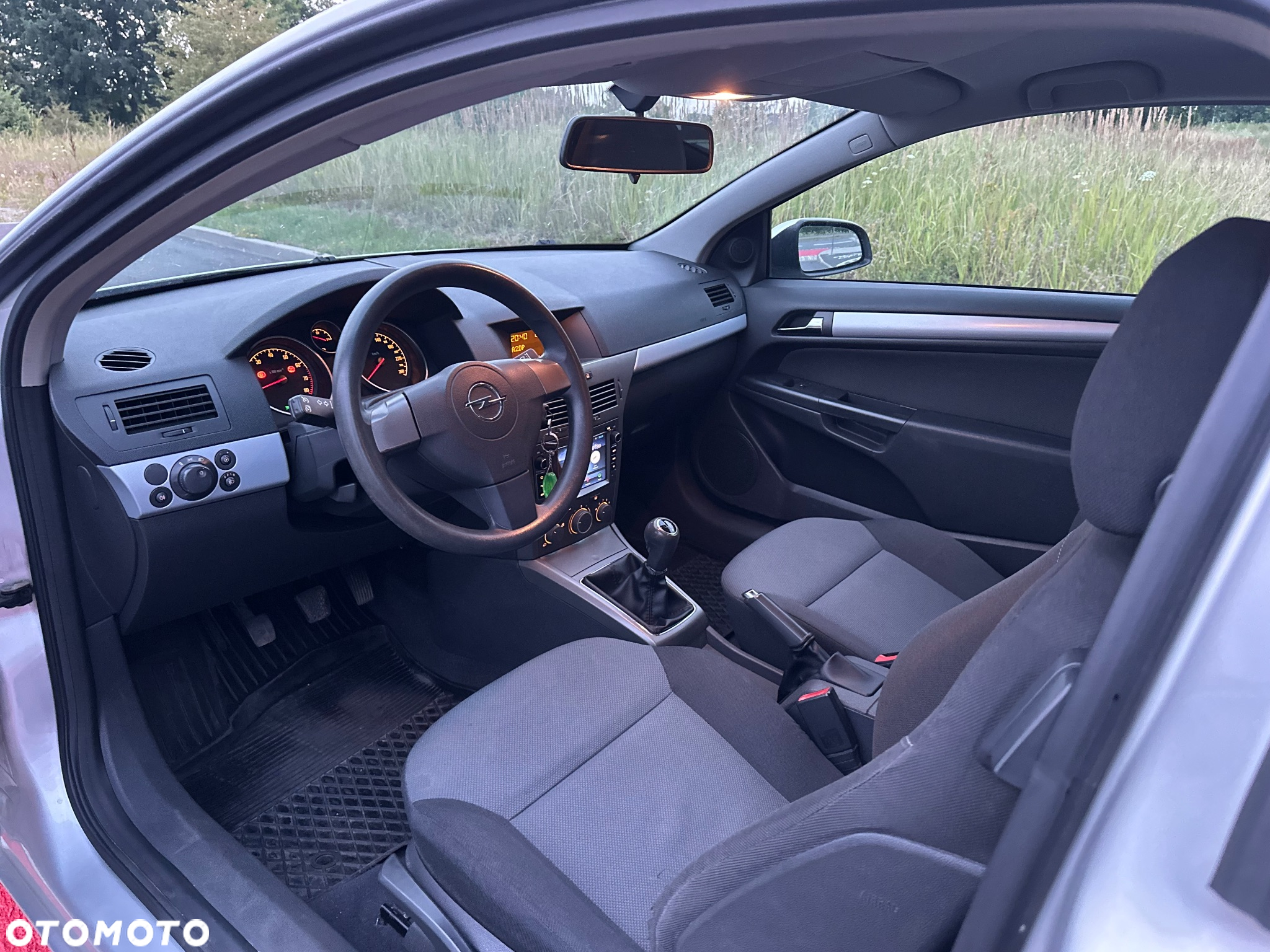 Opel Astra GTC 1.6 - 16