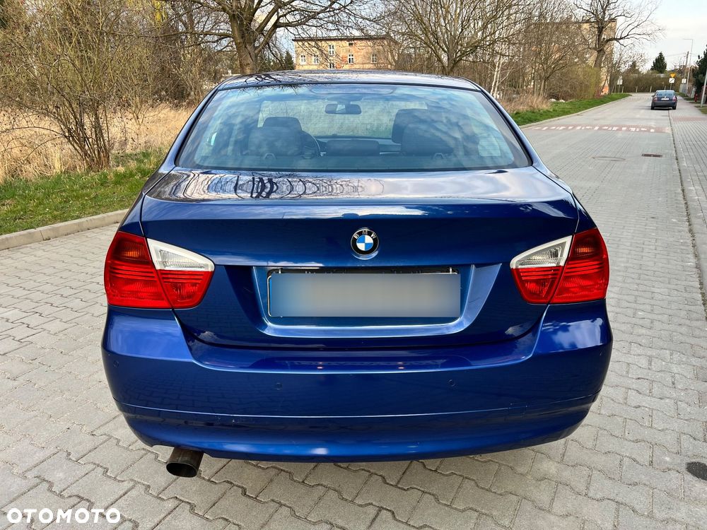 BMW Seria 3 - 16