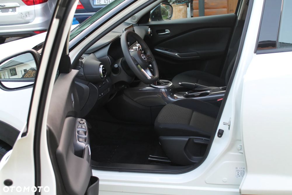 Nissan Juke 1.0 DIG-T Acenta - 11