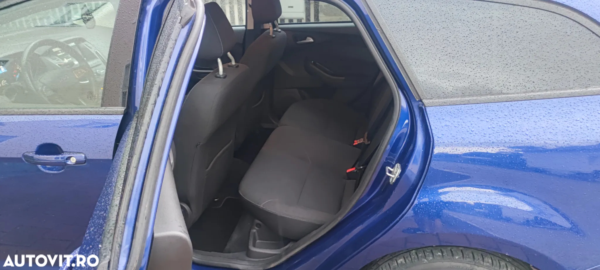 Ford Focus - 10